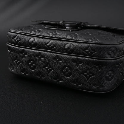 Louis Vuitton Capucines BB Top Handle Bag – Black Taurillon Leather